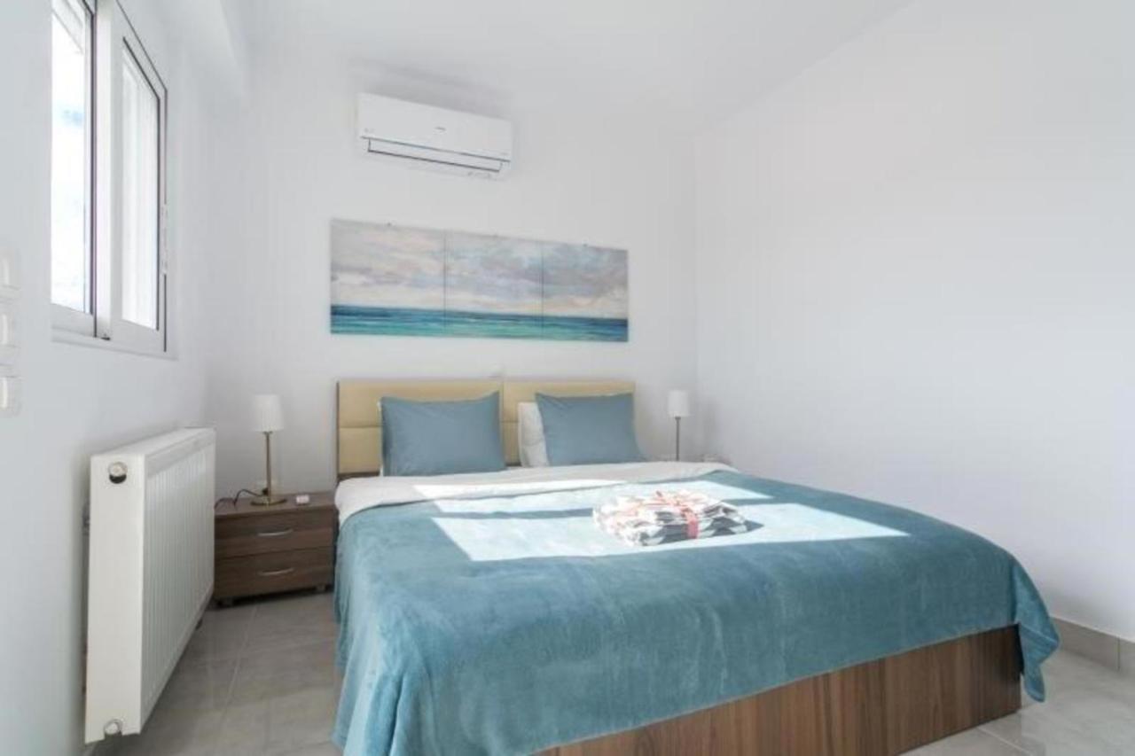 New Spacious Apartment Located In Piraeus Luaran gambar